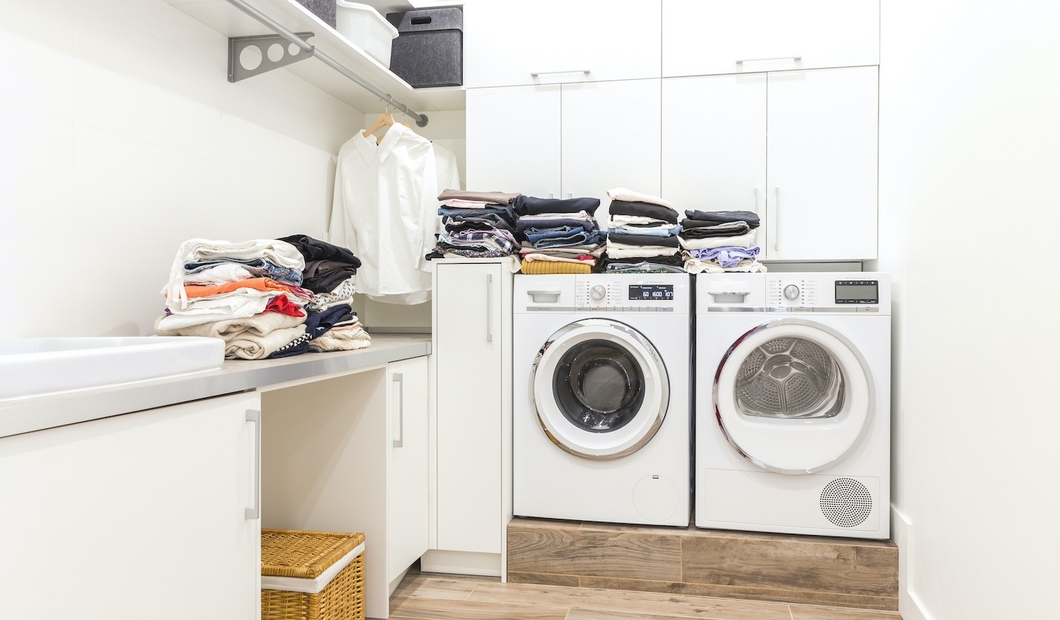 LAUNDRY ROOM - Closets unlimited
