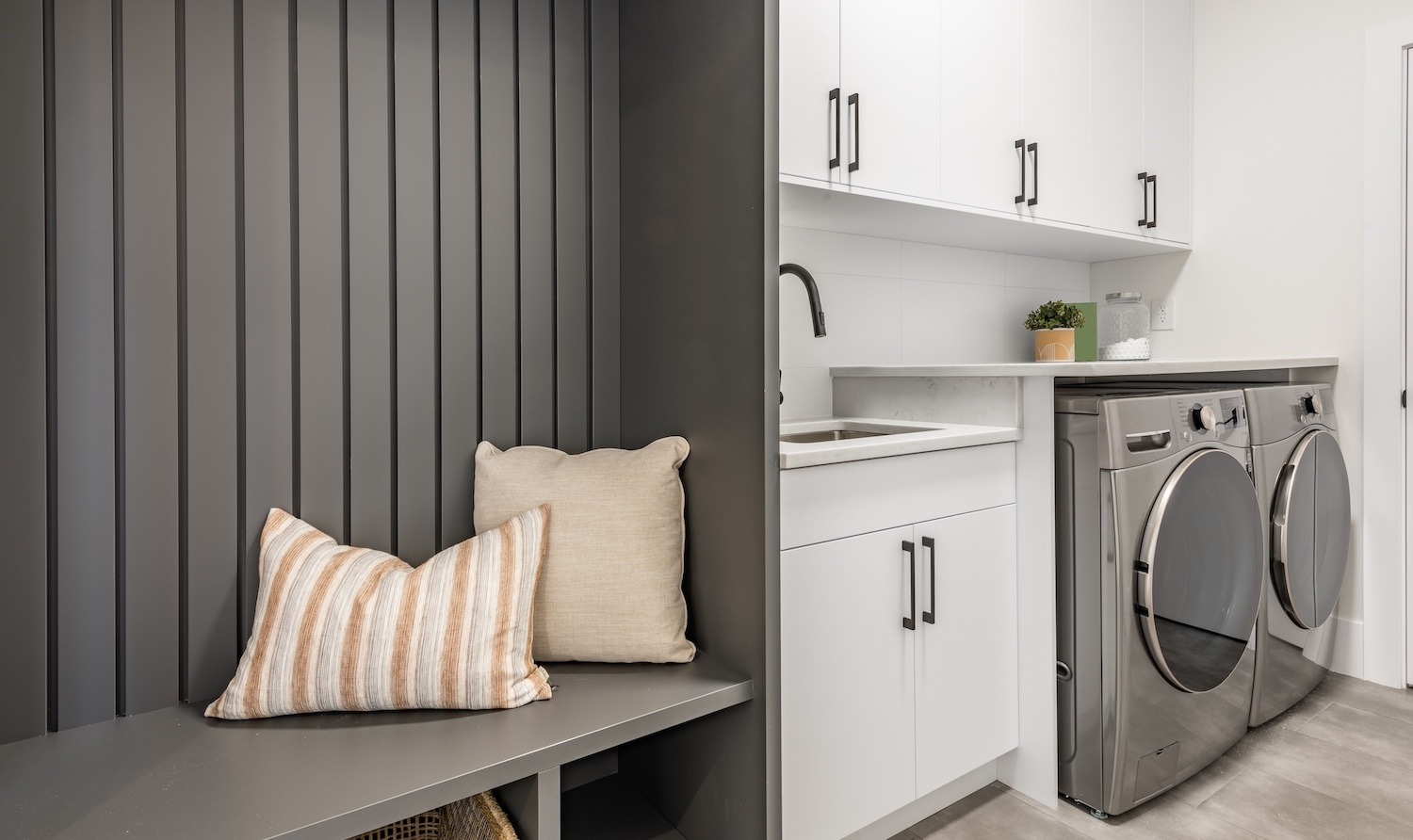 LAUNDRY ROOM - Closets unlimited